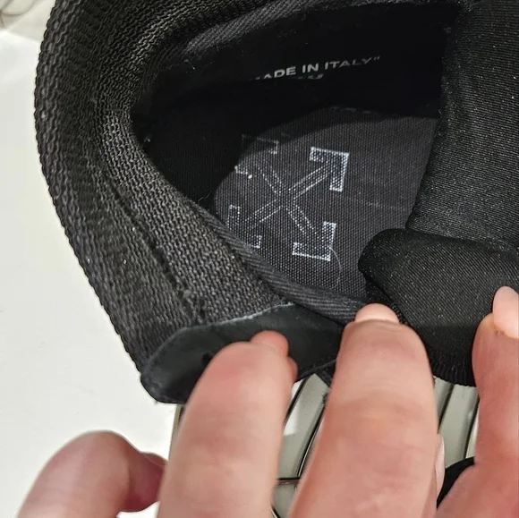 Off-White | 3.0 Off Court High Tops - Picture 4 of 6